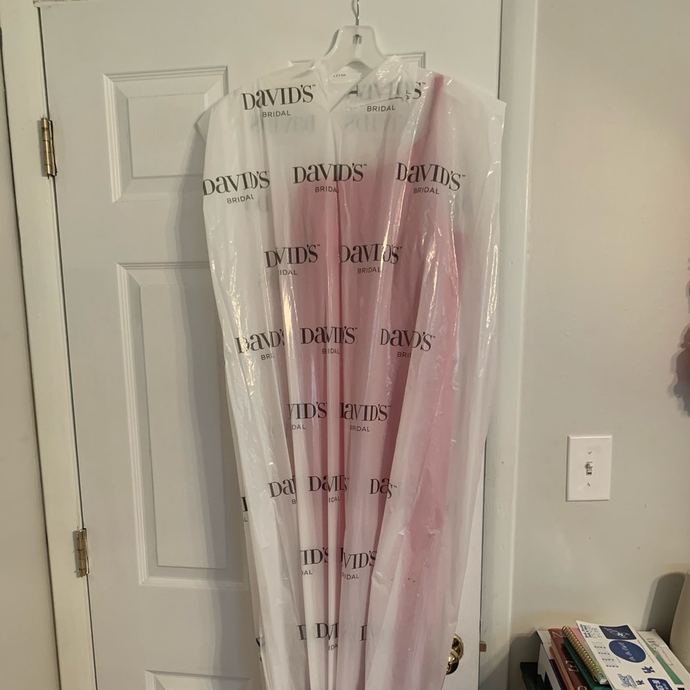Red one-shoulder gown with slit